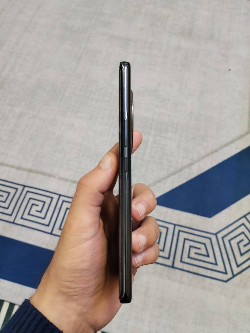 السلام عليكم
هونر x9c ذاكره 256 عشوائيه 8 جهاز نظيف حيل ما صارله جم شهر واستخدام قليل، بدون شاحنه، و بي بس هاي النگاش بالظهر من وره الكفر و اي شي ثاني مابي مراوس بجهاز انفنكس gt30 pro او غيره جهاز زين راس براس
مكان بغداد زعفرانيه ***********
