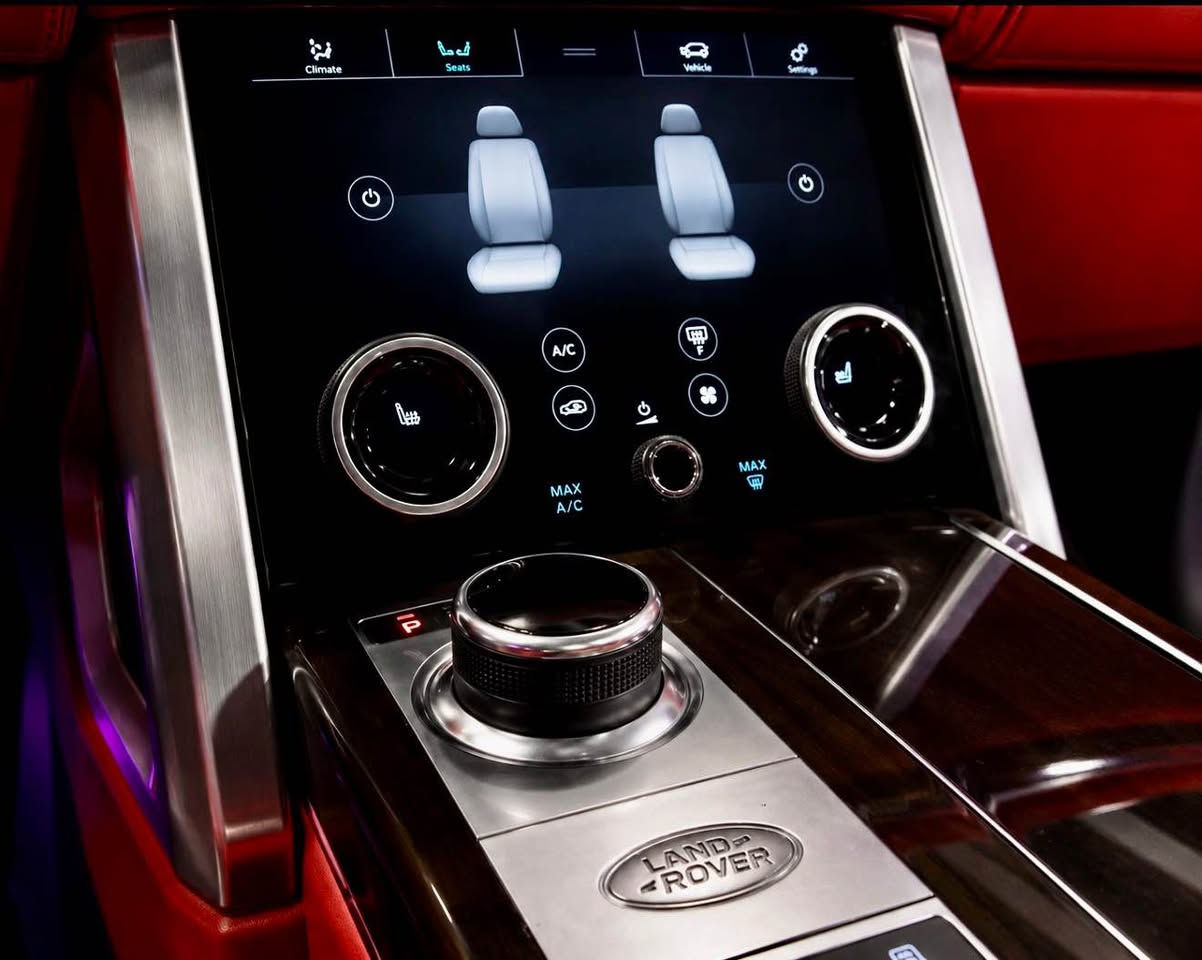 RANGE VOGE 2020
وكالة سردار  توربو V6 
مواصفات 
لايتات ليد زينون متحرك 
حساس امامي خلفي 
رادار امامي جانبي خلفي 
بانوراما 
سيارة بلاك ادشن 
ابواب شفط 
صندوق كهرباء 
باوراما كشنات ميموري 
سماعة ميريديان 
سيارة بدون حادث بدون ارباك 
٢ قطعة و نص صبغ بدون دواخل 
گير محرك علا وضع شركة برغي بشرط 
سيارة ابد مصروف مابي 
مكان سيارة اربيل
٣٨٨$
*********** وتس اب
*********** أربيل, العراق
