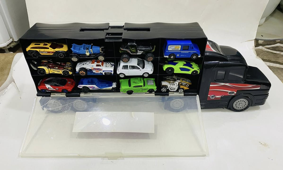 حاملة سيارات كبيرة بلاستك 
تحمل ٢٤ سياره حديد
استفسار عالخاص
متوفر توصيل


**إذا كنت صاحب هذا الإعلان وتريد حذفه لأي سبب، رجاءا أرسل رسالة إلى الدعم الفني**