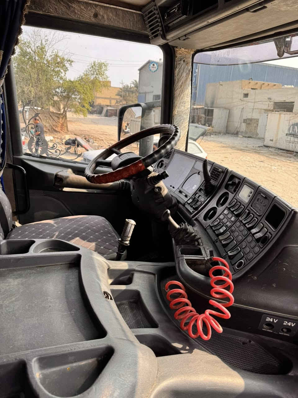 السلام عليكم 
🔹تنكر سكانيا 
🔹موديل 2000
🔹رقم اربيل الجديد 
🔹سنويه ل 2030
🔹حوضيه وقود سعه (13500)
  GBS  جاهز🔹
🔹سلامه جاهزه مسجله 13000
🔹سياره جاهزه ماعايزه شي مباشره للشغل 
🔹🔹🔹السعر 280
العنوان /بابل / حله 

***********
***********
