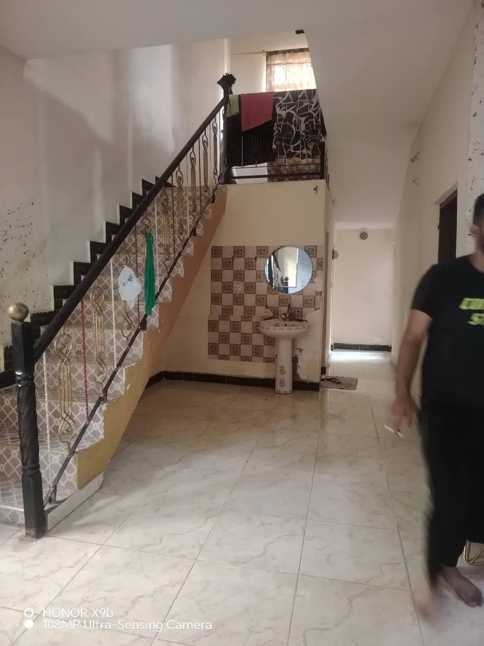 السلام عليكم..
دار للبيع مساحته 200 سند 25 طابو زراعي
غرفتين نوم صحيات داخليه وخارجيه
المي سيح
العنوان بعقوبه مقابيل حي المعلمين خلف الصناعه الأولى حي النور للاستفسار *********** (بي واتساب) 

@إشارة
