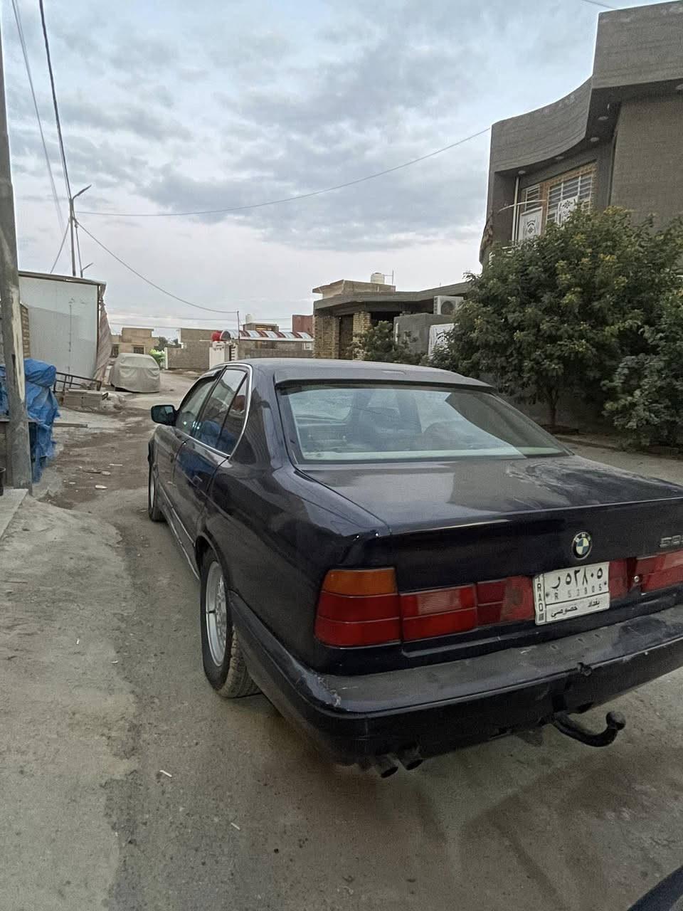 للبيع او مراوسBMW
525مفتوح رقم بغداد بجم عريض مكينه وكير خير من لله لاتبخير لا تنقيص ً حداديه جاهزه تبريد شغال خير من لله غرفه جلد جام كهربايات كله شغاله ً تخم تاير باتري جديد

سياره مال جناي   السعر خاص ***********
