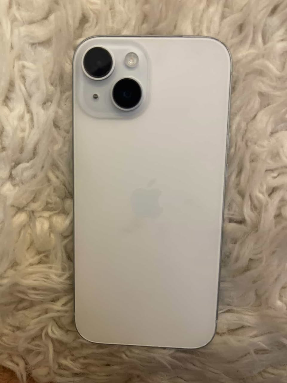 سلام عليكم شباب عندي15عادي بطارية88ذاكرة128السعر650 وبي مجال ***********
