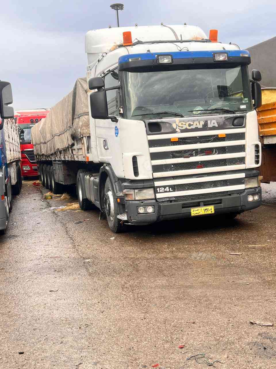 للبيع راس فقط سكانية  م 2001 رقم بصرة راعيها ما اندله بدون تحويل مكينة بم ونوزل مكينة كير اكسن جدد شاصي مكفول تخم تاير جديد سياره بل شغل السعر 75 وبيه مجال للأستفسار اتصال (لاتدخل خاص) *********** العنوان واسط العزيزية
