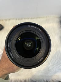 عدسة كانون • 16-35 • فتحة 2.8