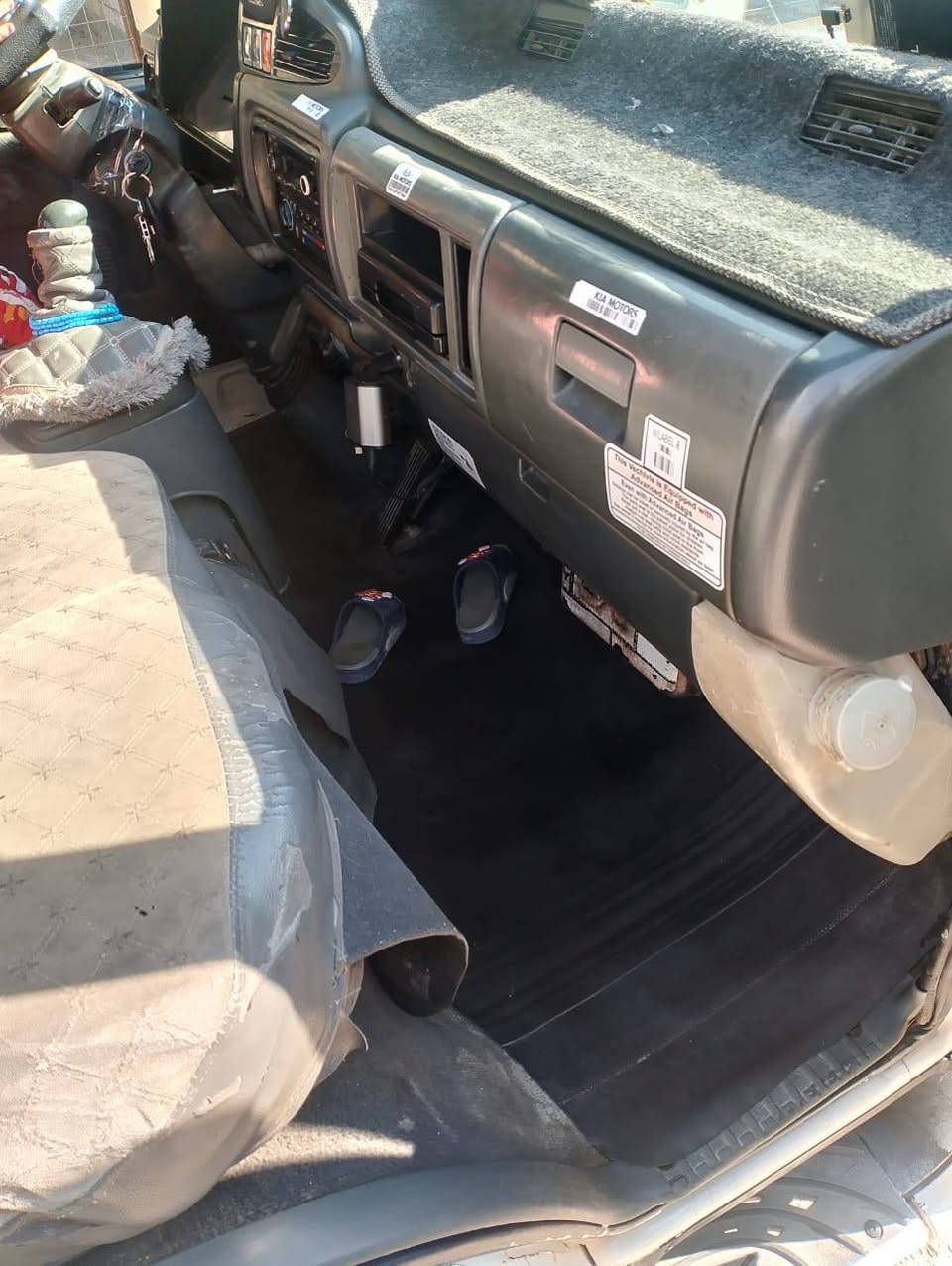 السلام عليكم 
كيه سامسونك 2002
سياره جاهزه محرك كير صدر تخم تاير 
سياره كله جاهزه وخير من الله 
شعره 60 وبيه مجال 
العنوان بغداد دوره 
***********
