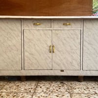 خزائن • للبيع