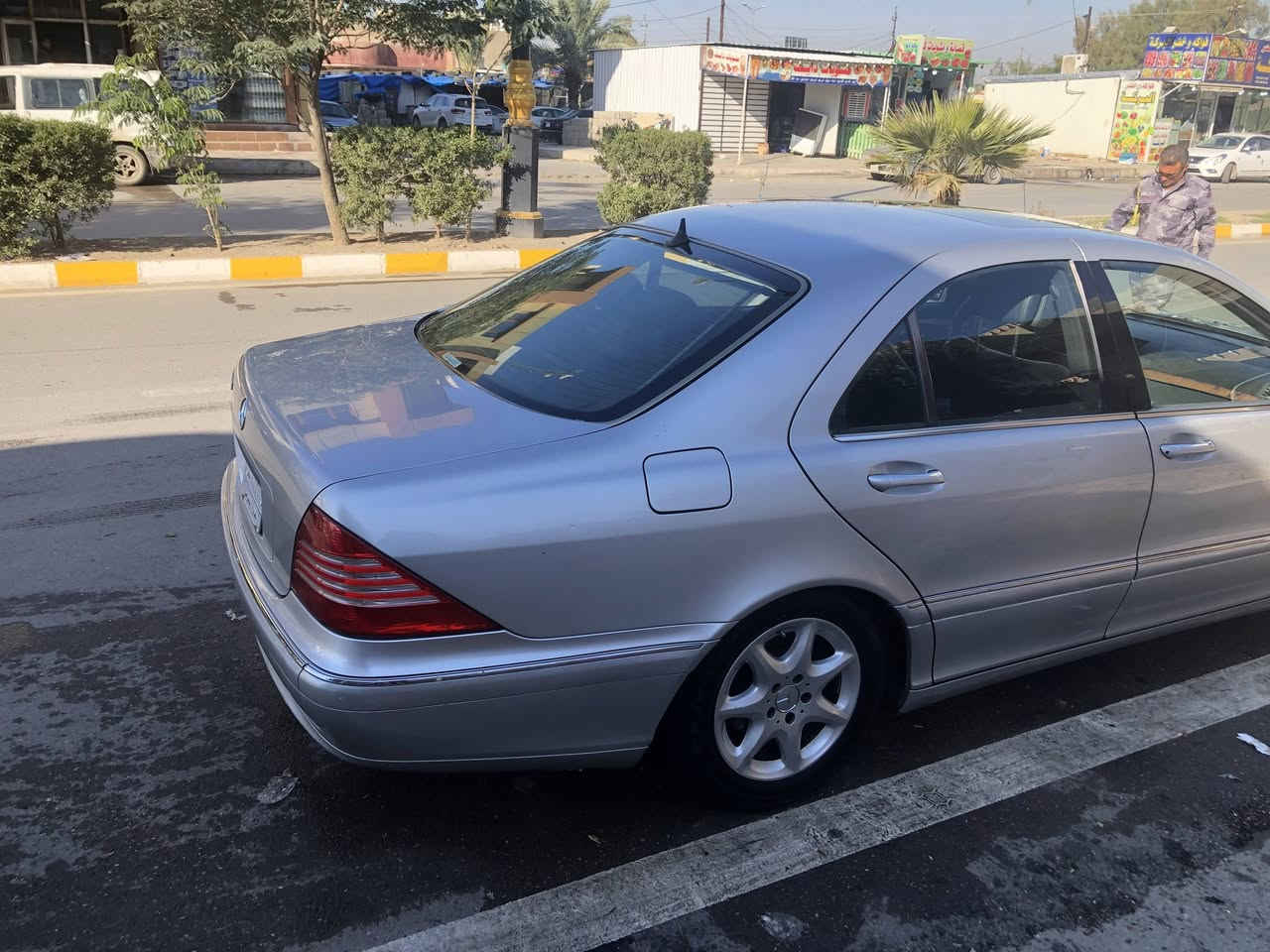 عندي هذا سياره مارسيدس خواصه موديل ٢٠٠٤ رقم بغداد بدون ضرب وبدون صبغ .السعر ١٤٠ ..موبايل *********** ديالى
