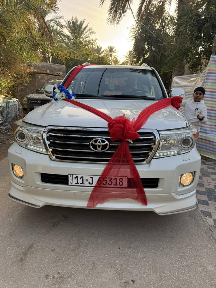 يالله لاندكروز ٢٠١٢للبيع
بريم اصل GXR
مكفوله من الضربه والصبغ
فقط بارد بيه مكانين
مكينه ٨سلندر 
مبدله جديده 
كير مكينه  حداديه خير من الله 
تبريد 
مكان سياره كربلاء المقدسه 
السعر ٣٣٠وبيه مجال لطيبين
***********
***********
