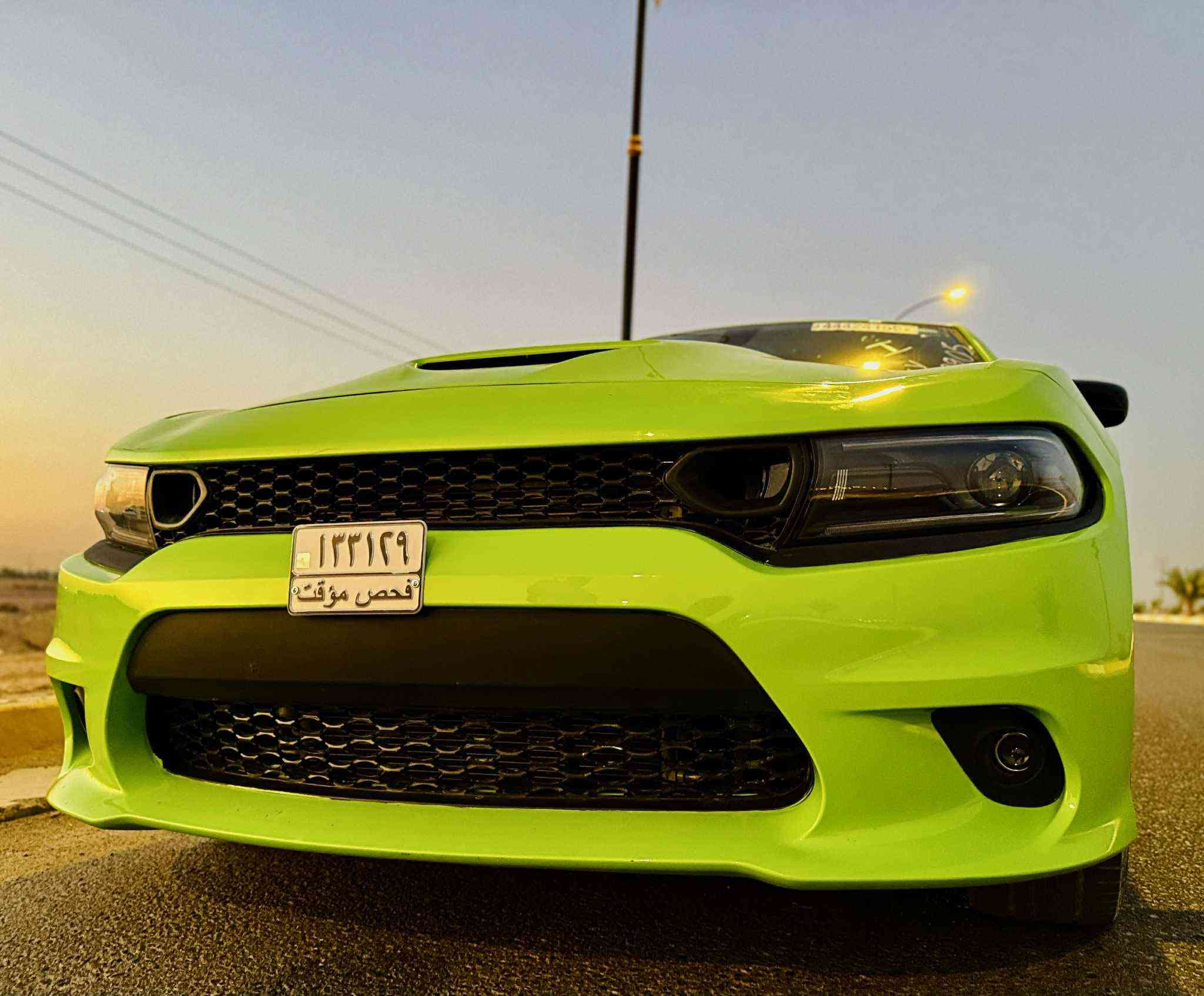 جارجر مديل 23
حادث جاملغ وبنيد 

السيارة اجت من امريكا بيه كلير حزام 

منفيس بسمي 

مكان السياره كربلا 

سعر السياره   180 بي مجال قليل   

***********
