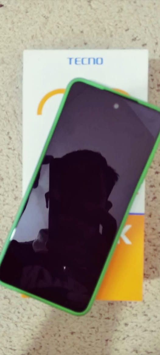 جهاز تكنو سبارك 20 
ذاكرته 256 كيكا 
8 الرام 
البطارية 5000
جهاز نضافته 90 بالمية 
مراوس بريدمي او هونر بغداد, العراق


**إذا كنت صاحب هذا الإعلان وتريد حذفه لأي سبب، رجاءا أرسل رسالة إلى الدعم الفني**