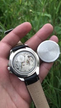 ساعة روسية • صنعت للجيش • ١٧ حجر كريم