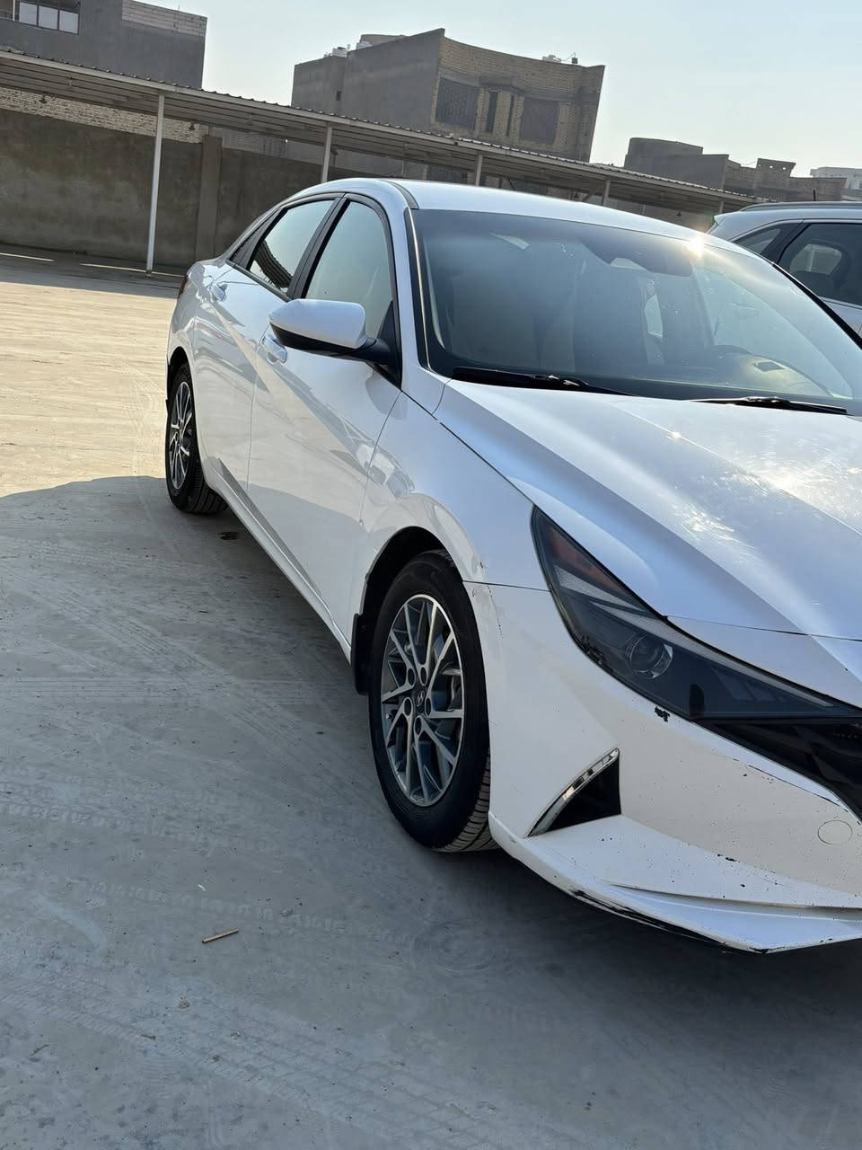 سلام عليكم  للبيع
هونداي النتر 2021وارد أمريكي  

حادثها بالعراق صار بيها شبر بارد بالچاملغ جهة السايق

مكاني الكوت 

 

 ***********

محرك 2000 دوش المرغوب 

ممشى  104 الف 

الموصفات 🔻

🔴 مفتاح بصمة 

🔴 بصمة أبواب 

🔴 دخول ذكي 

🔴 بصمة صندوق

🔴 تشغيل عن بعد 

🔴 فول تحكم ستيرن جهتين

🔴 شاشة كار بلي 

🔴 كامرة خلفية دوارة 

🔴 رادار امامي 

🔴 رادر جانبي 

🔴 رادر خلفي 

🔴 تحديد مسار 

🔴 مثبت سرعة 

🔴 نقطة عمياء 

🔴 بريك تفاعل اوتتماتيك اثناء اقتراب من الجسم

🔴 انظمة قياده Drive mode ثلاث وضعيات 

🔴  لايت حاجب لد

🔴 صندوق ذكي يفتح عن الاقتراب 

🔴 نظام abs

🔴قيادة ذاتية 

🔴تدفئة كشنات و ستيرن
وبعد بيهه موصفات
