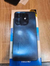 تكنو سبارك 20c • ٢٥٦/٨ • نظيف