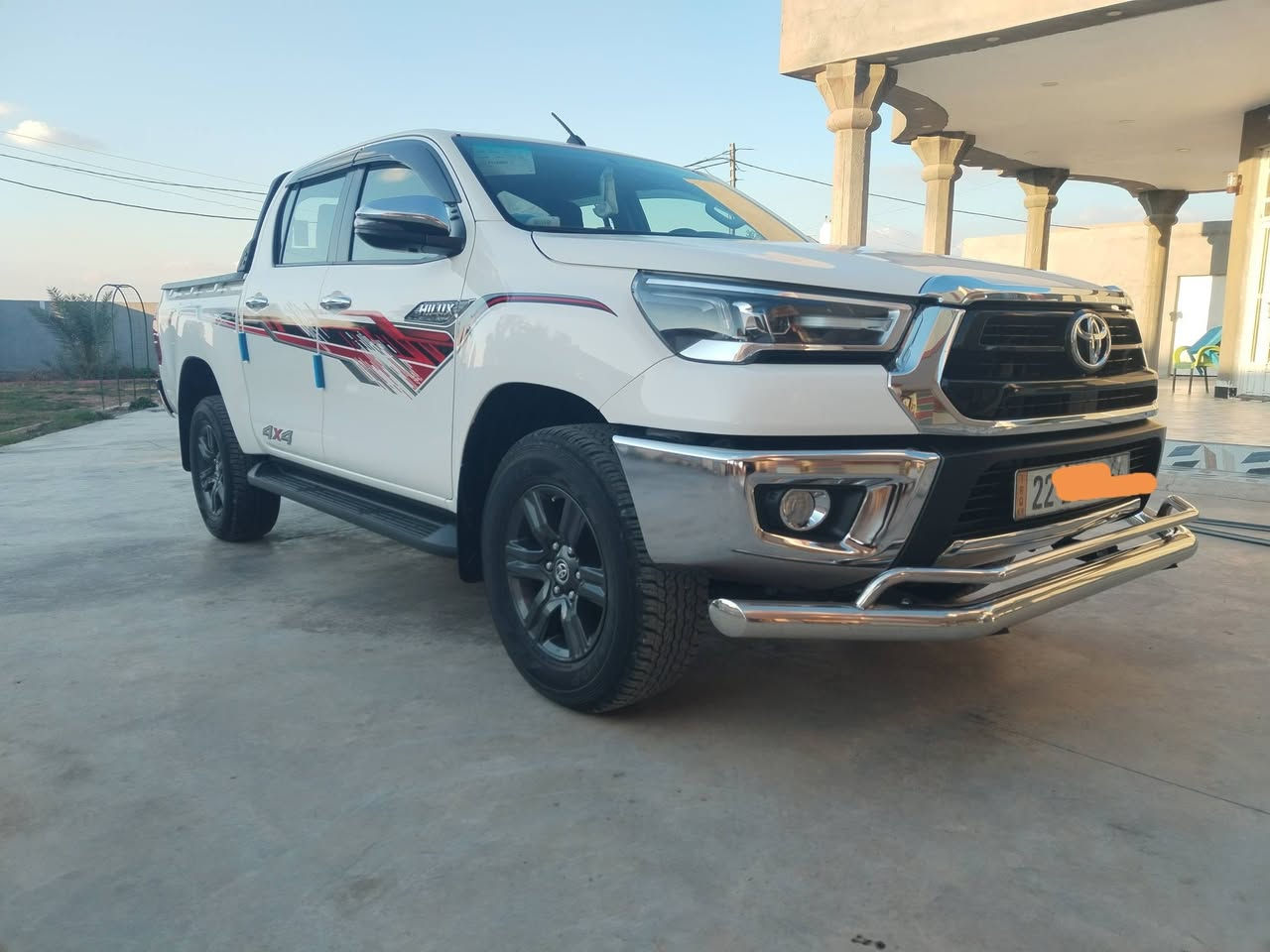 السلام عليكم
هايلوكس شركه ساس
موديل 2023
مكفول كفاله عامه
فول مواصفات
سياره جديده 
السعر 340$
 واسط الحفريه 
الشراي يتصل
***********
