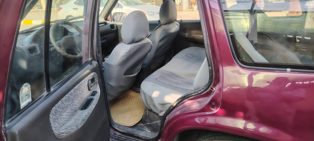 السلام عليكم..من رخصة الادمن 
سبورتج للبيع موديل 95 صبغ عام جماليه رقم بغداد لل 29 راعيها الشرعي موجود بسامرا شرط التحويل گير اوتوماتيك محرك خير من الله صدر تمام 
السعر 40 وبيها مجال 
رقم الهاتف ***********
