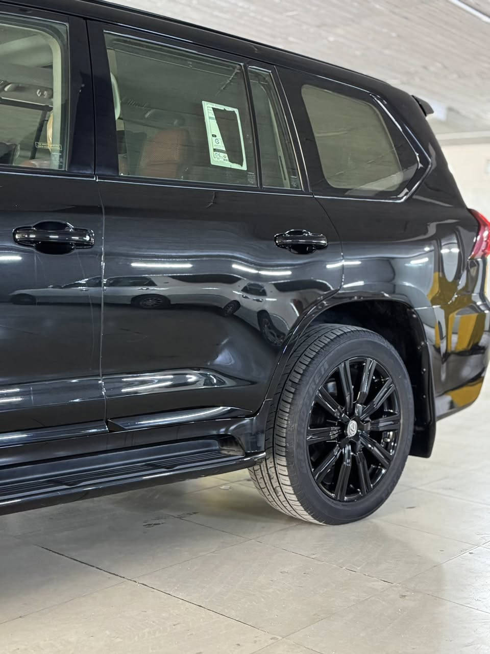 الله يساعدهم الطيبين
عندي لگزز للبيع مديل 2017
سبورت بلص 
فول مواصفات للخير وميحتاج اذكر مواصفاته الصور تحجي 
ماشيه 27 حقيقي 
مغلفه بيبي اف بلكامل 
مكفوله كفاله عامه 
مكاني بغداد البنوك 
ويشي تحتاجون هذا رقم راعي السياره 
‭0771 723 6311‬
اسف ع الاطاله والله يرزق الجميع
