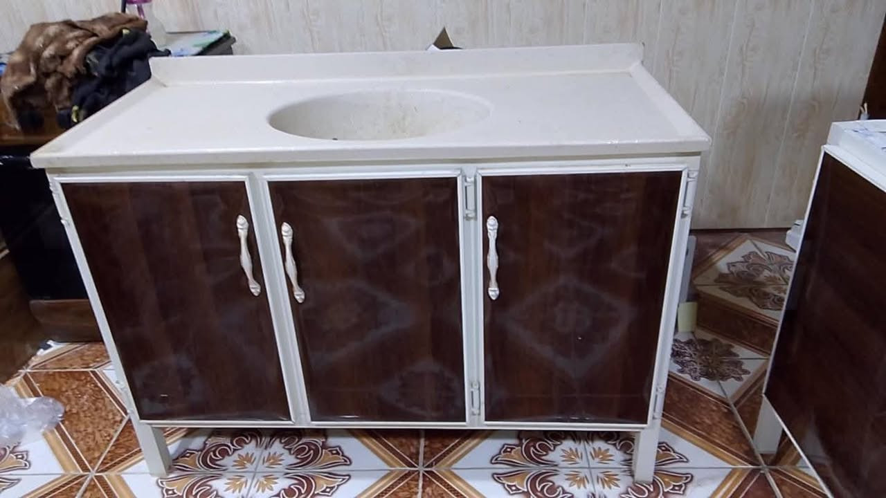 كاونتر للبيع نظيف مابي اي عيب عنوان خانقين سبعه نيسان..***********
