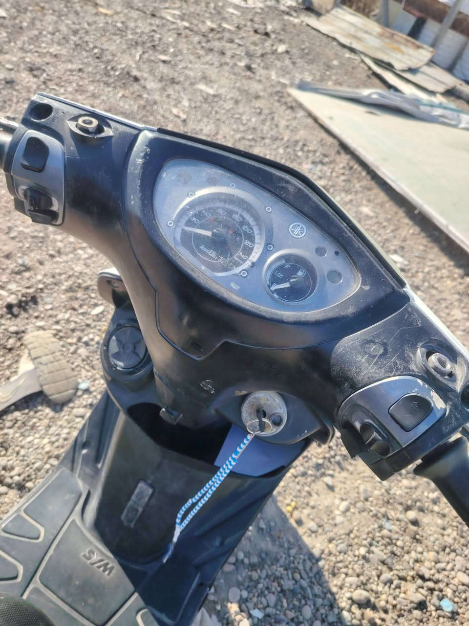 السلام عليكم
ماكس ثعلب للبيع دراجه بلاديه مابيه كل نقص نكره سلف بكل وقت مكينه ناعمه بلاديه شلعه معدل ترايك وين متريد قفل ستيرن قفل جنطه كله شغال لايت امامي عدسه زنون دراجه مابيه كل نقص السعر 425 وبيه مجال مكاني سلاميات ***********
