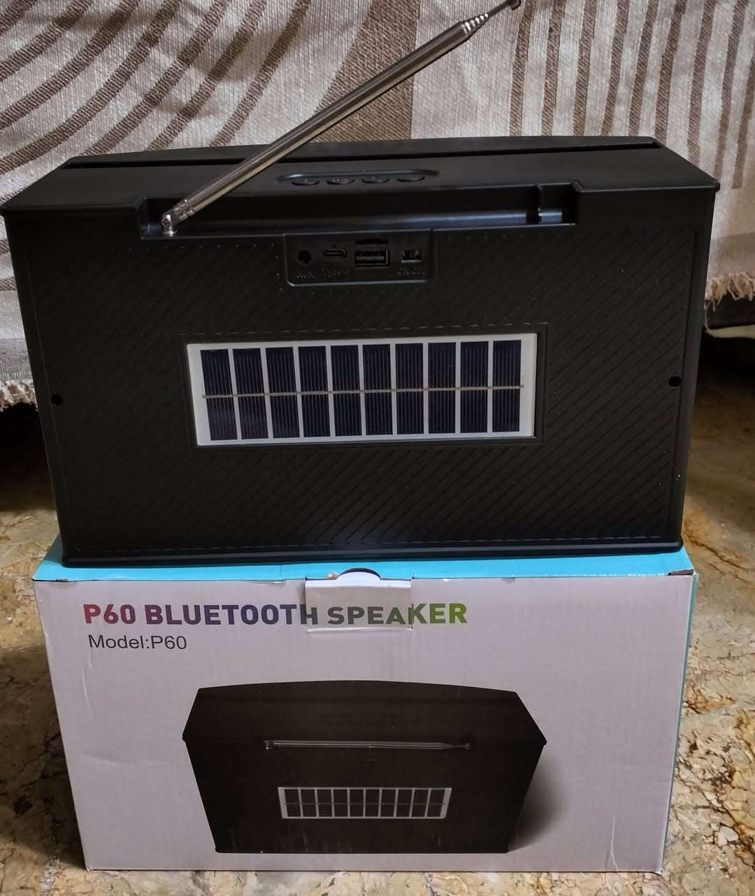 🔊 سبيكر (أم بي ثري)  P60 Bluetooth  
 شحن عن طريق الكهرباء أو  الطاقة الشمسية. 
🔋 بطارية تدوم لساعات طويلة 
📡 اتصال سريع ومستقر عبر البلوتوث بدون تقطيع 
🎶 صوت واضح وعالي الجودة
💼 تصميم أنيق وسهل الحمل
✔️ مناسب للبيت، الرحلات، الحفلات
✔️ راديو FM مدمج(يعني حتى لو ماكو نت، تبقى تسمع نغمات وأخبار)

🔹مدى البلوتوث: 10 أمتار
🔹قدرة الصوت: 10 واط
🔹سعة البطارية: 2400 مللي أمبير

السعر ٣٠ الف والتوصيل #مجاني
📦#يتوفر توصيل لجميع محافظات العراق


**إذا كنت صاحب هذا الإعلان وتريد حذفه لأي سبب، رجاءا أرسل رسالة إلى الدعم الفني**