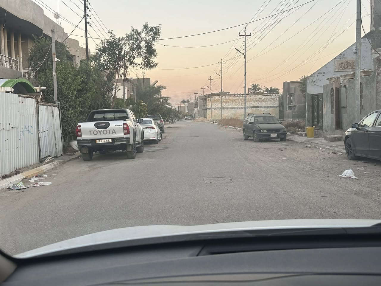 السلام عليكم 
قطعة ارض 283 متر طابو زراعي 
الجزيرة مقابل الباب الاول 
منطقة حي الحسين ثاني قطعة اول دخولك الشارع مجاور البناية حسب مامبين بالصور 
امكانية بيع نصف القطعة
كافة الخدمات متوفرة 
للاتصال ***********
