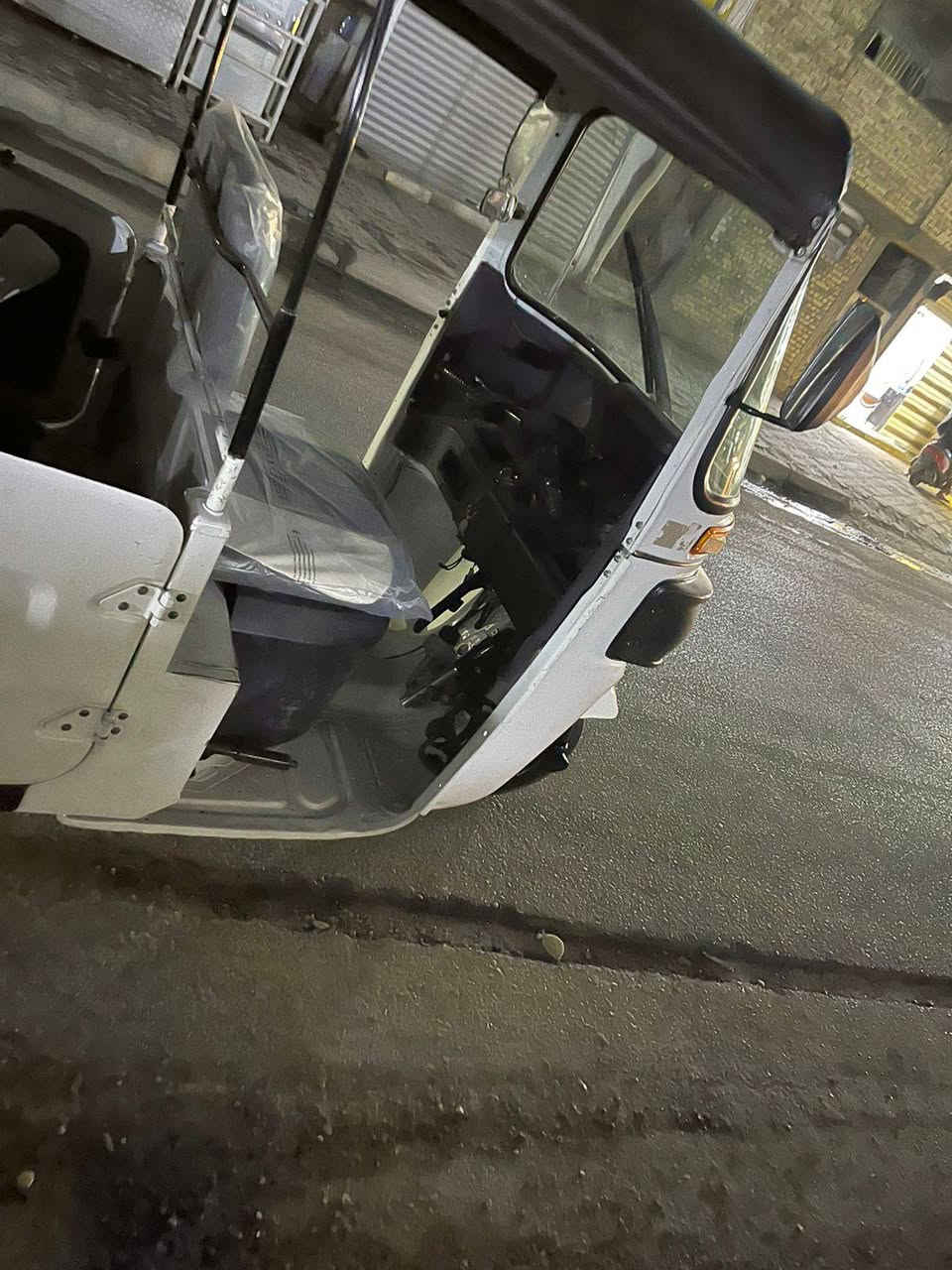 السلام عليكم 
تكتك موديل 2022 
رقم بغداد تكتك خير من الله نضيفه
مكفوله من الضربه معمر دوس فقط 
مكينه ناعمه تخبل لاتنقيص ولاتبخير
مكاني بغداد شهداء العبيدي 
السعر (8450)
رقم الهاتف ***********
