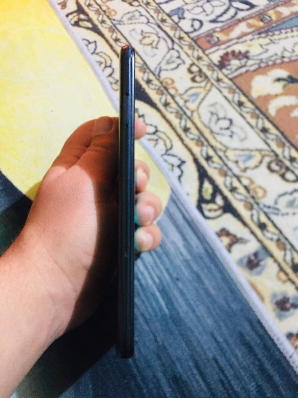 السلام عليكم
ريدمي 9 ذاكرة 64 
الجهاز بلادي كلشي ما مبدل بي 
الجهاز بدون لواحق 
السعر 75 وبي مجال بسيط
للاستفسار الاتصال على الرقم التالي 
***********
