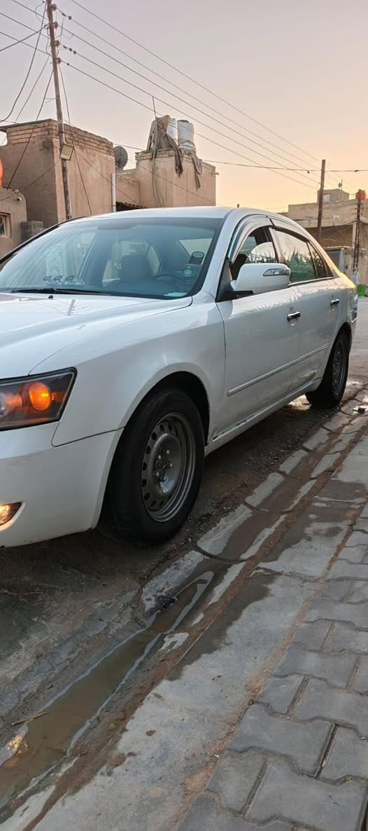 سلام عليكم سوناتا 2006 وارد ضربتها عتبت السايق وبيها رشاة صبغ سياره جاهزه كير مكينه جديده حاويه تبريد حداديه جديده تخم تاير جديد سياره جاهزه من كل النواحي رقم انكليزي سنويه لل31 للبيع او مراوس بنيسان صني العنوان نجف وهذه رقم صاحب السياره  0783 112 6212
للعلم مكلف بلنشر
