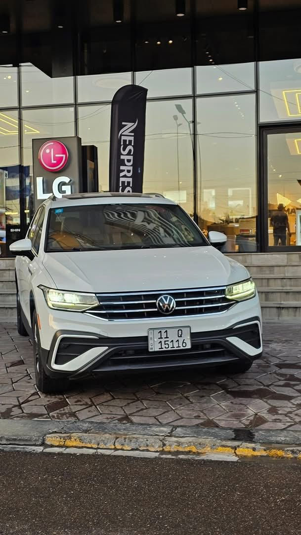 سلام عليكم 

تيكوان 2023 SE فول مواصفات  فور ويل
وارد امريكي حادثها جاملغ خلف السائق وقبغ جنطة 
ايرباك البردة فقط 
صور الحادث مرفقة بالمنشور 
ماشية 17 الف ميل
داخل جوزي 
بنوراما 
كشن كهرباء 
كشنات تدفئة 
مري جانبية تدفئة
نقاط عمياء 
رادار امامي خلفي 
السيارة كاملة مابيها دينار مصرف 
مكانها بغداد / المنصور  
السعر 22500 
***********
