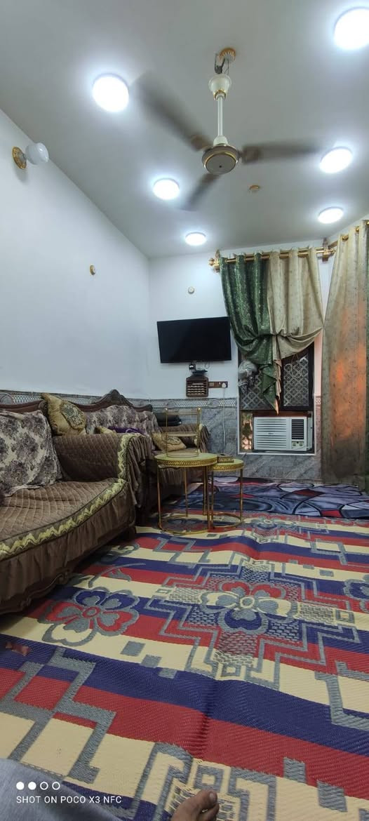 رحم الله والديه اليعلقلي باب رزقي الوحيد 🤲
يتوفر  دار 100م للبيع طابو صرف طابقين 🤩  مطلوب للمصرف العقاري 
(100مليون💸)

يتكون الطابق الاول // 

غرفه +صاله +استقبال 

+صحيات 2+مطبخ+تخاريج ***********

الطابق الثاني // غرفه +صاله 

+صحيات بناء حديث +نضيف🤩
يباع تطلوعه مع تغير الكفيل يردو 45مليون  وبي مجال 
(مسدد منه قسط واحد فقط  )معاملة جديدة ما مطلوب اي قسط
عنوان الدار //النجف حي العسكري شارع السبيس منطقة( ٧٩ )قرب موقف الكيات 
للحجز والاستفسار خاص ✍️ والعده عقار للبيع رهن اجار يراسلني ✍️☎
