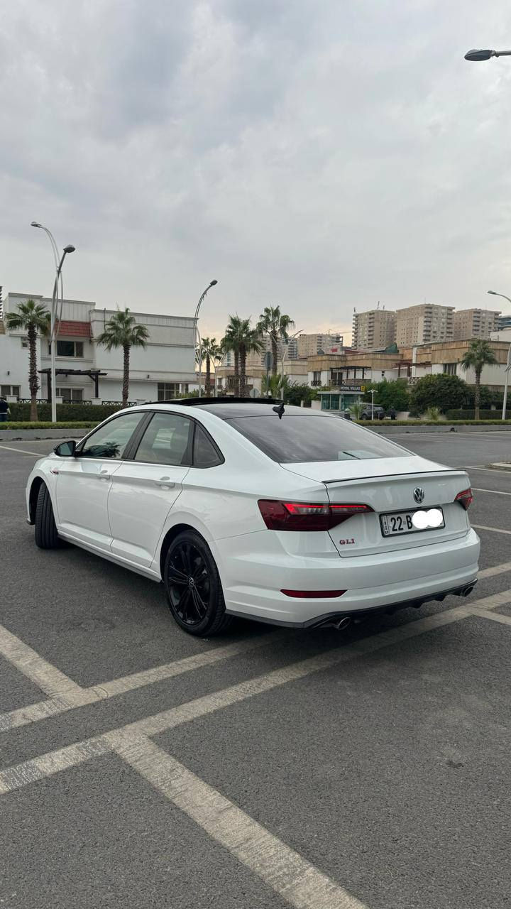 جيتا GLI اوتوبان فول  
‎موديل2021

حادثها كلش بسيط  بدون دواخل 

‎قطعتين صبغ

‎ايرباك ستيرن او تكمةطاك و مصلح بلادي  

‎فول مواصفات 1/1

‎محرك 2.0 توربو 🚀 

سستم لانج كونترول 

بانوراما

‎كيج إلكتروني 

‎

‎أنارة داخلي 10 لون

‎رادار امامي

‎رادار خلفي

‎رادار جانبي

‎رادار خط الشارع

‎تحديد سرعة الذكي 

‎لايت ليد - فول اوتو

‎سماعات ماركة BEATS

‎كشنات تدفئة وتبريد

‎كاميرا خلفي

‎خمس نوع القيادةeco-normal-sport -comfort-costum  

‎تشغيل عن بعد 

رقم شاصي 3VW6T7BU6MM07443

‎لايتات اصلي شرط 

ماشيه 72ميل

185 بيها مجال كلش بسيط سعر مناسب سياره كلش نضيفه 

***********

العنوان اربيل موصل
