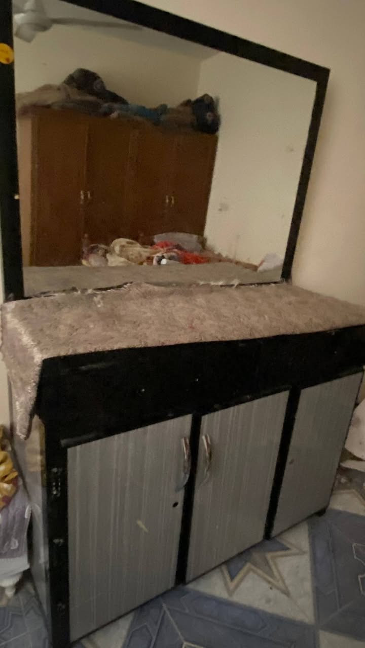 ا
السلام عليكم بنات عندي كاونتر ثلاثه أمتار مع ملحقه تعليق سعره ٣٥٠ وبي مجال+سنكي متر ونص +المرايه الألمنيوم ١٥٠ وبيه مجال


**إذا كنت صاحب هذا الإعلان وتريد حذفه لأي سبب، رجاءا أرسل رسالة إلى الدعم الفني**