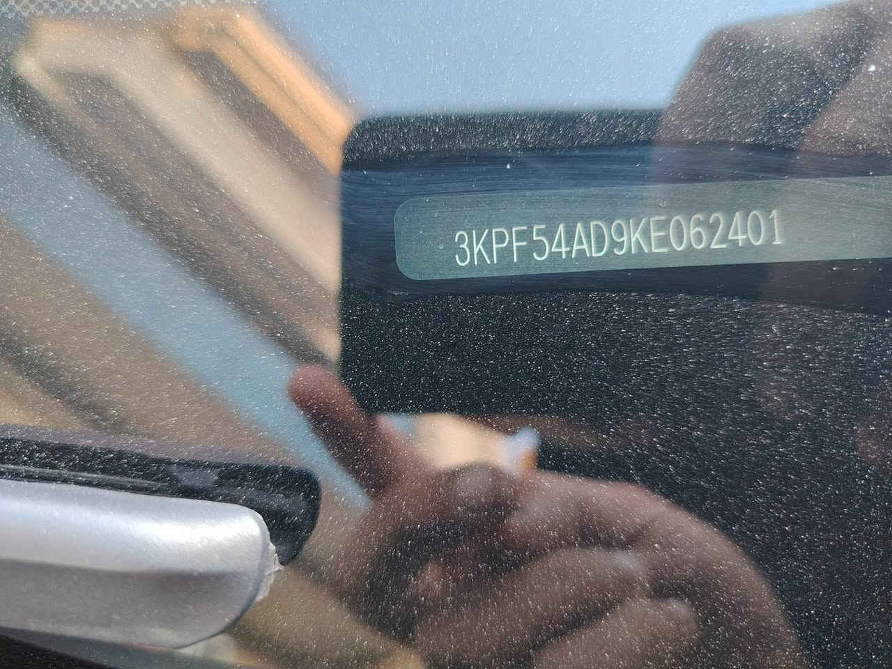 السلام عليكم لبيع فورتي موديل ١٩ وارد أمريكي  فقط كلير الي واضح بل سونار  تجي تفحص وين مايعجبك افجص  سياره جديده   ماشيه ٤٠ ميل ٨٥ كيلو  نص فول سياره   سعر ١٣٠ بيه مجال


**إذا كنت صاحب هذا الإعلان وتريد حذفه لأي سبب، رجاءا أرسل رسالة إلى الدعم الفني**