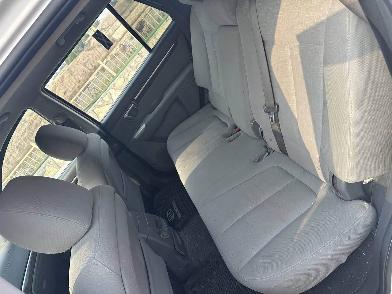 سلام عليكم
سنتافيا 2012
سيارة حلوة ومرتبة 
كير مكينه مكفولات 
حدادية خير من الله 
دواخل جديدة شوفت عينكم بل صور 
سيارة 4 سلندر عائلية وشبابية ترهم 
سيارة امريكي ضررها جامرلوغ وباب مبدلات بلادي 
بدون دواخل بدون تكم وهاي سوالف 
حلوة كلش سيارة 
سيارة مكانها بعقوبة التحرير 
*********** وهذا رقم اتصلو وشراي يدلل
