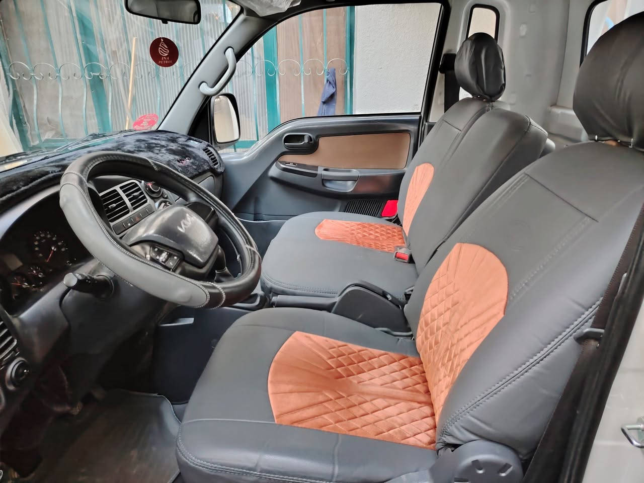 كيا حمل ٢٧٠٠ موديل ٢٠٢٥ ماشيه ٨الاف باسمي تحويل شرط جديده للاستفسار الاتصال على *********** او ***********  مكان موصل الايسر السعر ١٨٥
