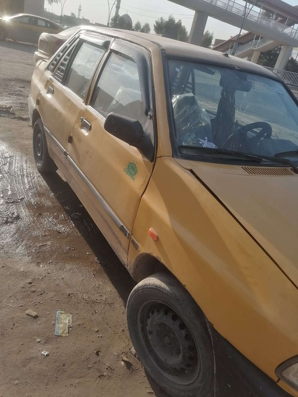 سلام عليكم سايبه للبيع موديل ٢٠١١ شرط الوكاله و التحويل السعر ١٢ ورقه بيه مجال  اتصال الرقم ***********
