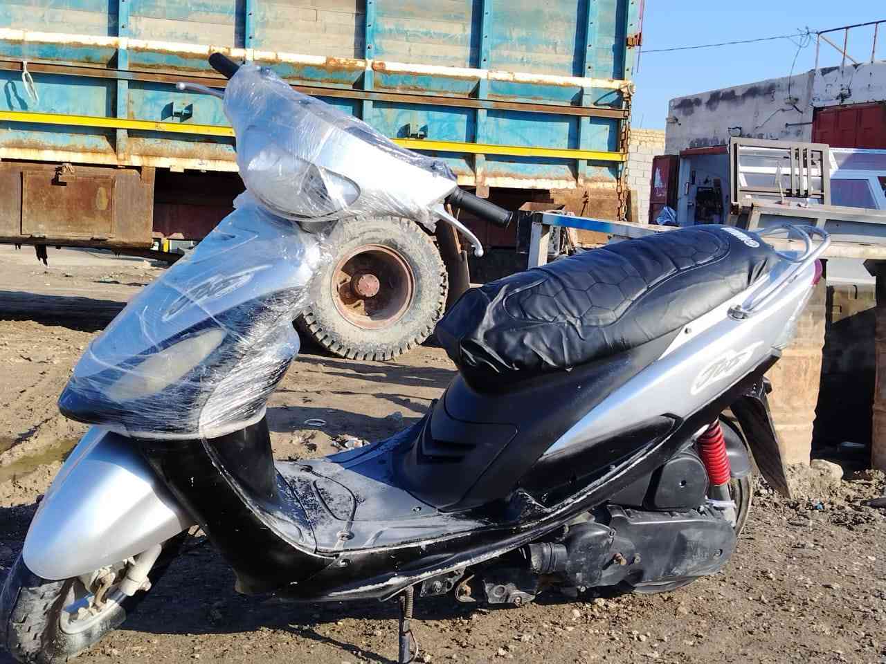 سلام عليكم دراجه ماكس منغولي البيع نضيفه سلف شغال مانقصه اي شي كلشي شغال بيها ولايت زنون مكاني السماوه قضاء الخضر ناحية الدراجي السعر 650وبي مجال ***********
