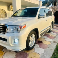 لاندكروز • ٢٠١٤ • ٨ سلندر