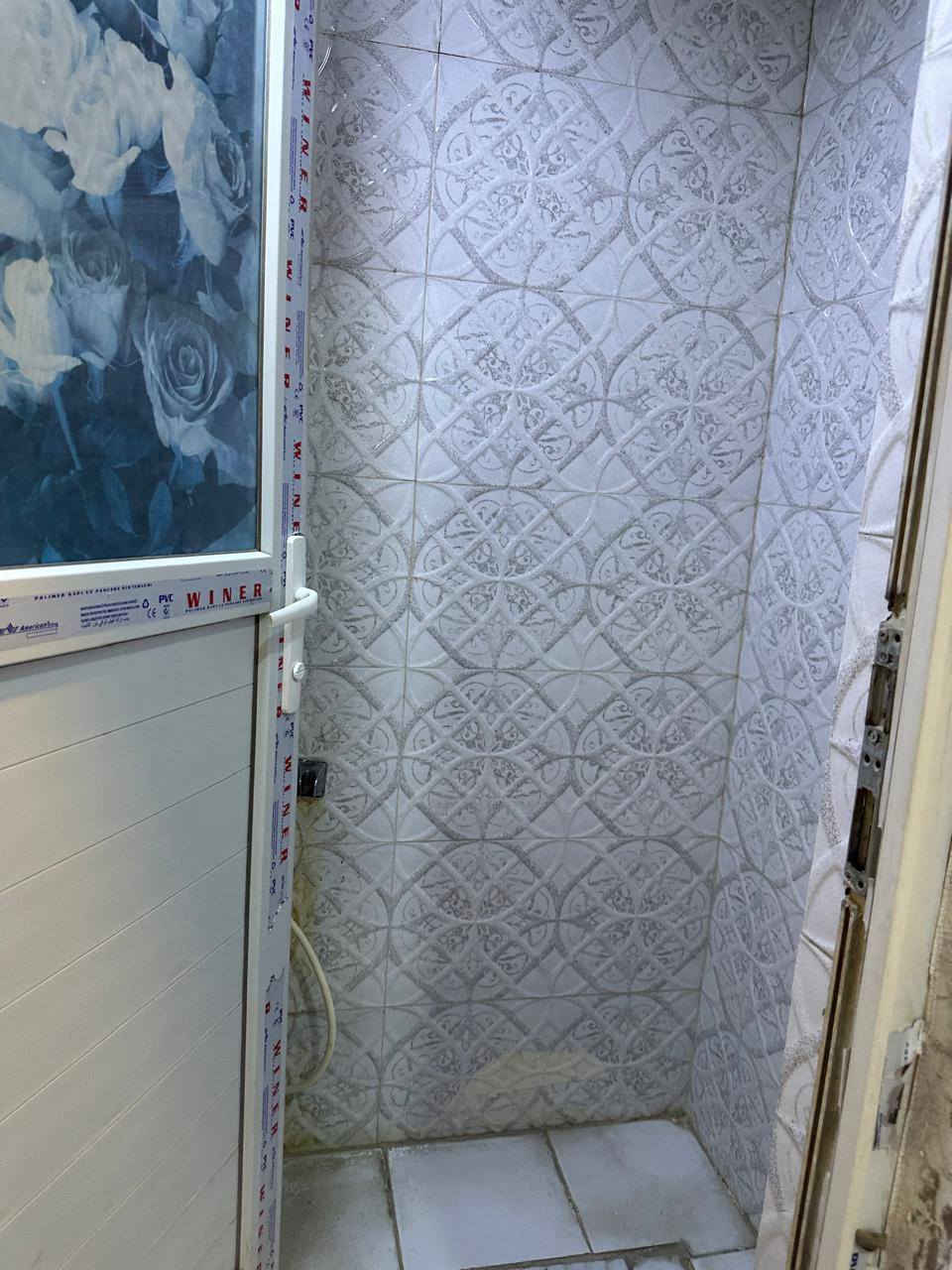 بيت ١٠٠ متر حي ميسان شارع ١٢ متر  بناء جديد صب درجه اولئ
يحتوي على غرفة وصاله ومطبخ واستقبال وصحيات داخليه

 وخارجيه

السعر ١١٤ مع المجال

للاستفسار الاتصال ع رقم ***********
