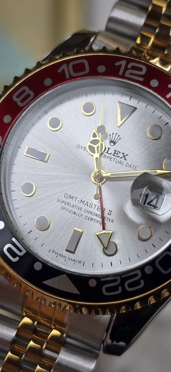 رولكس GMT
قطعة باله  مخزن غير مستخدم
مختم من كل مكان ومختوم
حتى على الزجاج 
٤ عقارب معدن تيتانيوم 
 منفذ يومي (وزن ثقيل) ومقاومة للماء 
جام زفير ضد الخدش
السعر ٣٠ الف على اول تفاصيل وتم


**إذا كنت صاحب هذا الإعلان وتريد حذفه لأي سبب، رجاءا أرسل رسالة إلى الدعم الفني**