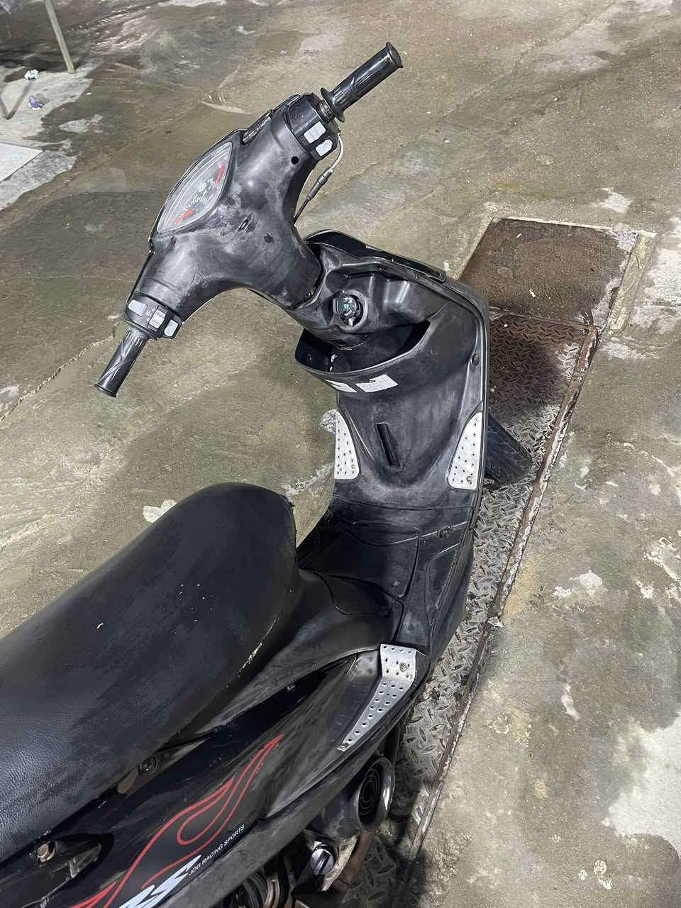 ‏سلام عليكم دراجة ماكس للبيع وش بلادية دراجة مفتوحة مقالب بغداد سيئة سعر 450 وبيها مجال 
دراجة كفالة عامة يا الله￼🖤***********
