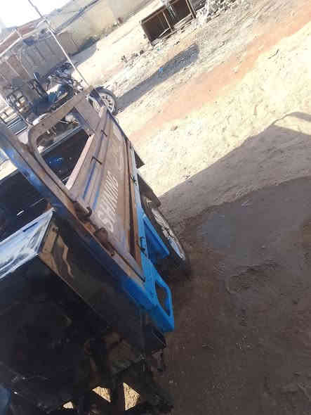 السلام عليكم ستوته جاهزه موديل 2015 شاصيه مكفول كفاله عامه راعيها ما موجود سنويه موجوده تخم تاير ما مفتوحه بس باسم المحرك سعر واحد ب 400 جاهزه الستوته نظيفه بدي نظيف رقم*********** رقم قادسيه
