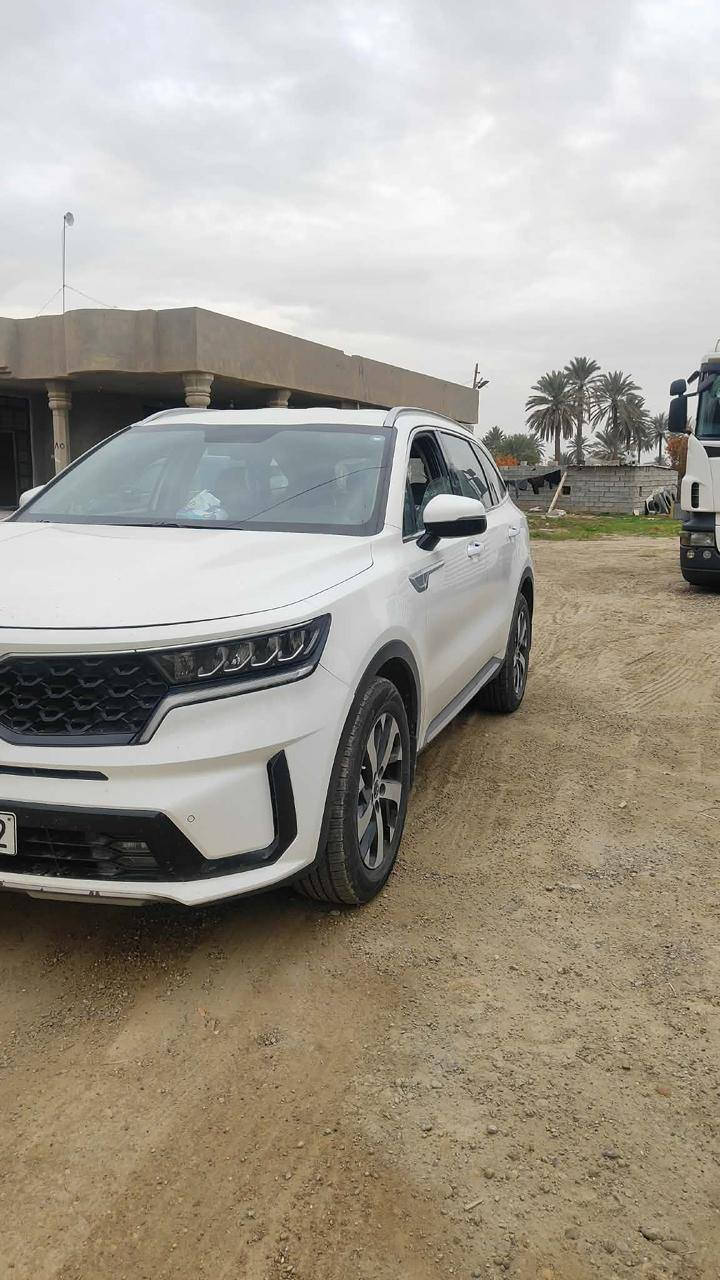 السلام عليكم
للبيع سورنتو خليجي 
موديل 23 
5 راكب 
محرك 4 سلندر 2500
رقم اربيل بسمي 
مكفوله من الصبغ 
ماشيه 90 الف 
بصمه ترحيب تشغيل عن بعد 
تخم تاير 
سياره جديده وجاهزه 
سعر 230 ورقه 
مكاني قضاء الطارميه تقاطع المشاهده 
 *********** ابو صكر
