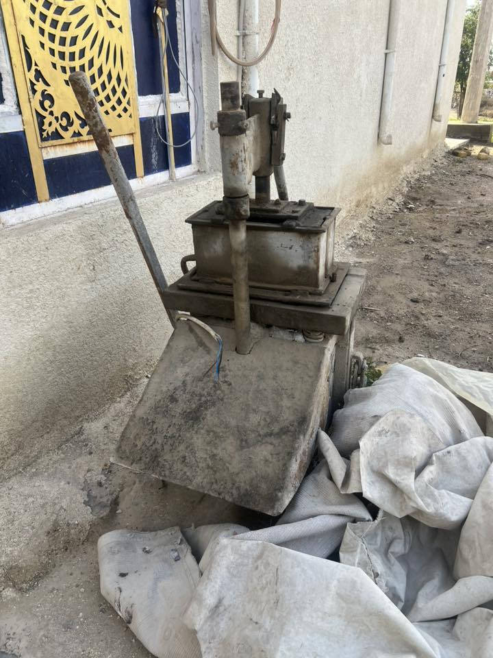 مكينة بلوك ام الأربعين جاهزة بس شغل
للاستفسار عن السعر الاتصال على الرقم ‭***********‬
