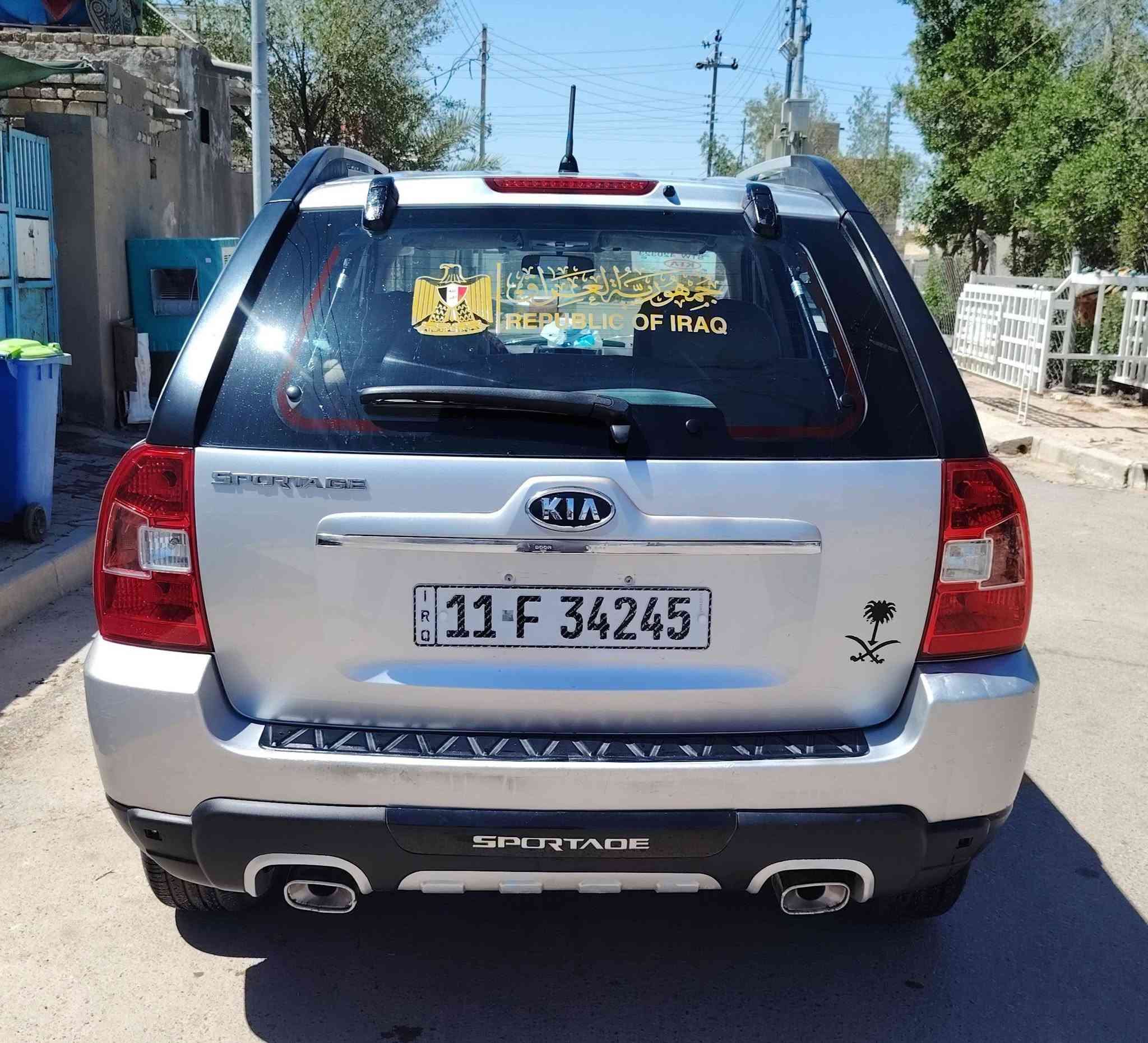 اللهم صلِ على محمد وآل محمد
للاستفسار ***********
كيا سبورتج موديل 2009 وارد خليجي رقم بغداد  تحويل مباشر رقم انكليزي     محرك 2000 دوش كير ومحرك شرط الفحص سياره كفاله ضربه وصبغ وتبديل جديده كلش  البلاستك على البلاد جاهزه من تبريد شغال حداديه تخم تاير كهربائيات منظومه زنون عالي ناصي دواخل كلش نظيفه فتحته تنته  السعر125 وبيها مجال بسيط مكان السياره العمارة  رجاء بس الشراي يتصل والتفاصيل كلها مذكوره
