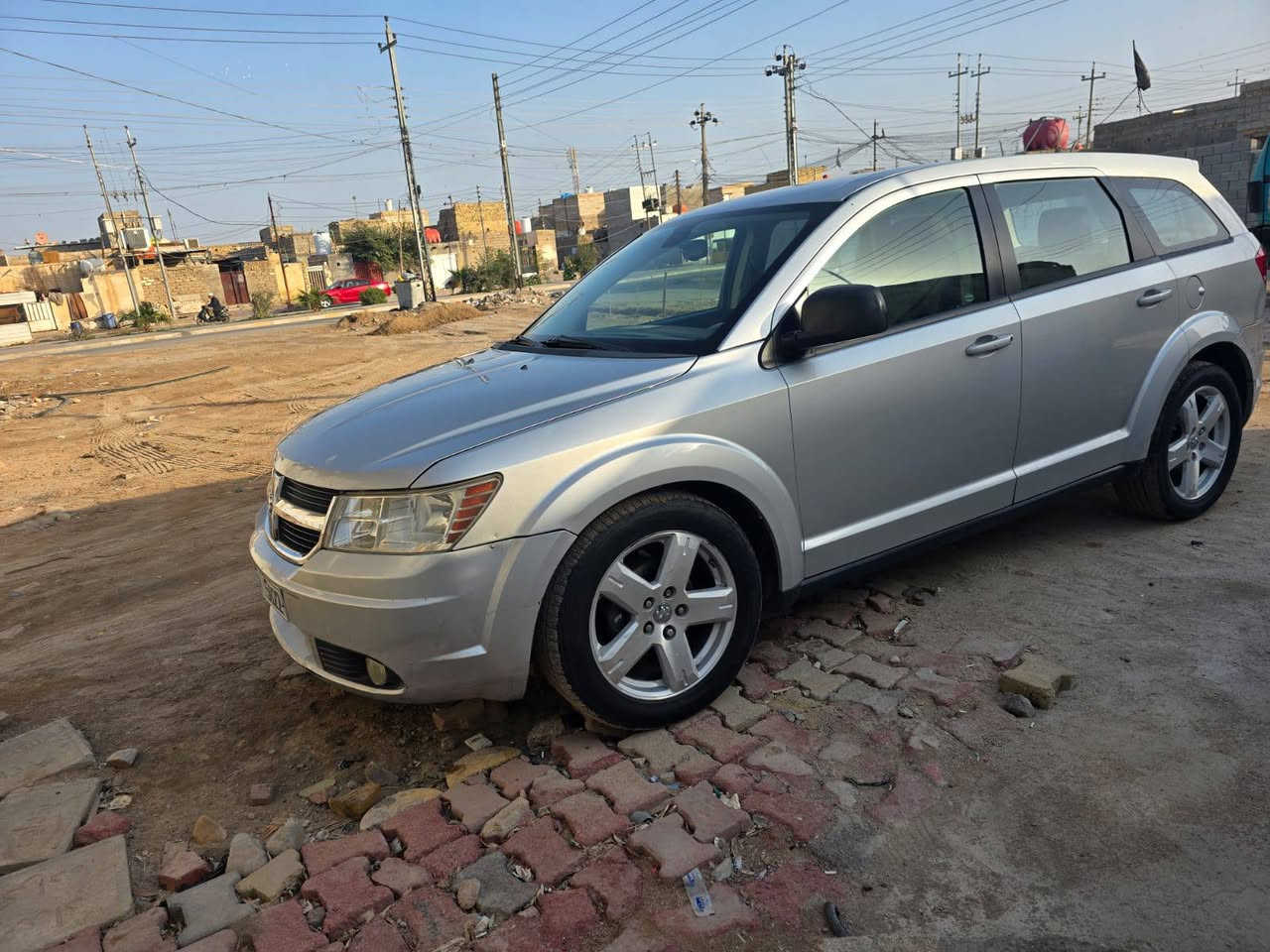 السلام عليكم
جورني 2009 رقم صلاح الدين مشروع وطني يعني وين متريده تداور بأسمي سنويه مامنتهيه كفاله من الضربه والصبغ محرك 6 سلندر 3500 لاتنقيص ولا تبخير تبريد ثلج كهربائيات كلها شغاله 7 راكب
مكاني ميسان قضاء المجر الكبير 
السعر 95
للأستفسار ***********
