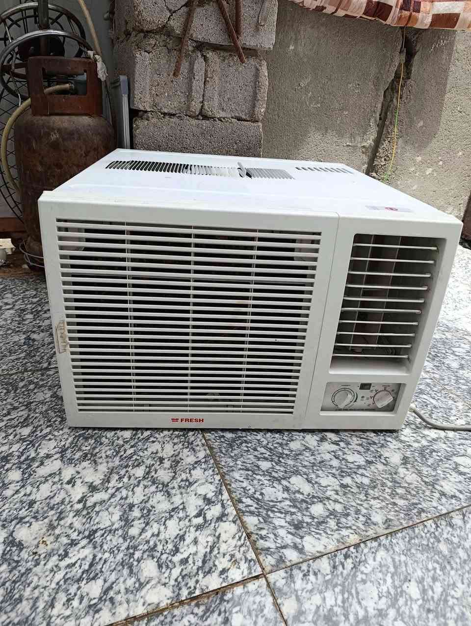 سلام عليكم مكيف للبيع مكاني البصره الطوبه ونخيله سعر 200 بي مجال كلش قليل


**إذا كنت صاحب هذا الإعلان وتريد حذفه لأي سبب، رجاءا أرسل رسالة إلى الدعم الفني**