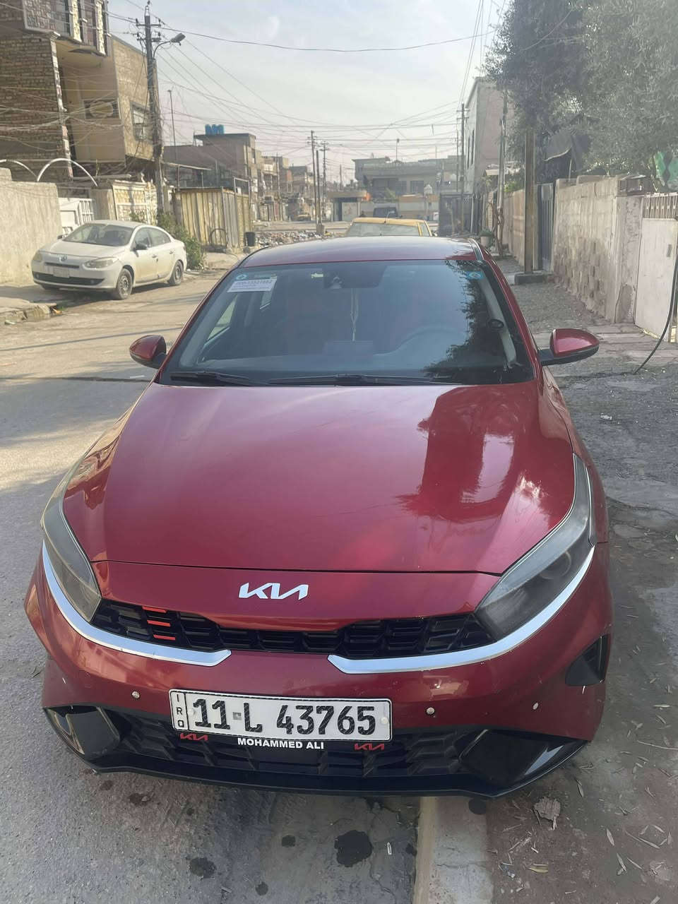 السلام عليكم
كيا فورتي
 موديل 2023
رقم بغداد 
محرك الفين دوش
سونر  موجود بالمنشور 
مواصفاتهه 
اشاير مري 
رادارت اماميه 
مانع انزلاق
مثبت سرعه 
شاشه كار بلي
كامره خلفيه
وتخم تاير جديد 
السعر 124💲 وبيهه مجال
الهاتف ‏***********
مكان السياره بغداد حي اور
