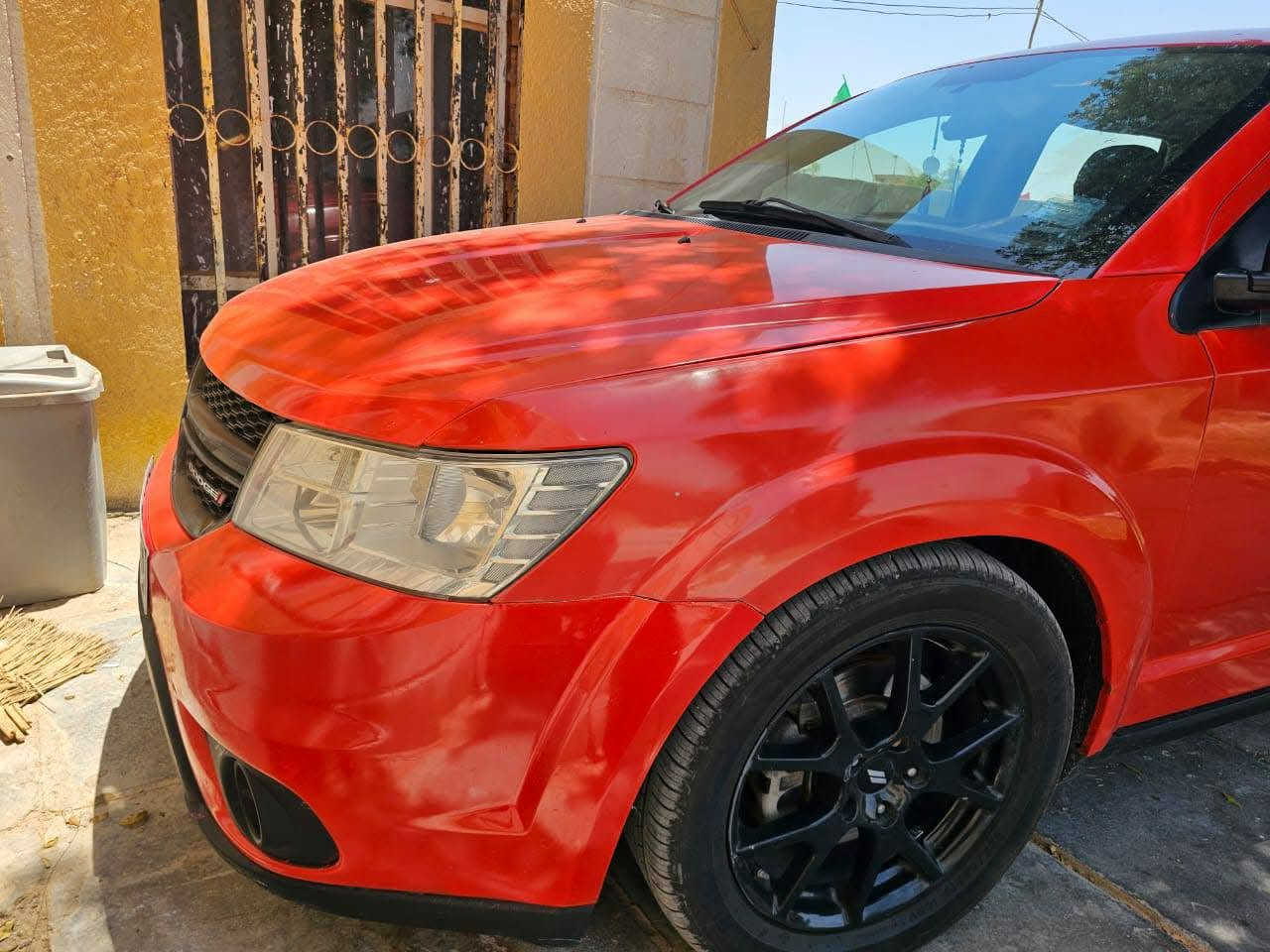 دوج جورتي 2018 لون برتقالي مميز 
موصفات SXT فول مواصفات بصمه كشنات جلد 3قطع تبريد وهواي مواصفات 
الحادث بسيط وموجود صوره 
رقم ذي قار انكليزي باسمي
محرك 6سلندر 7راكب
كير محرك حداديه تبريد تخم تاير كله جاهز على اخر حبايه
السعر 145وبيها مجال بسيط مكانها ذي قار قلعه سكر 
***********

