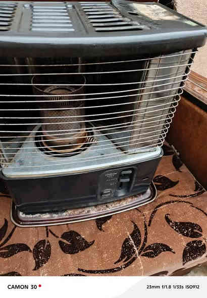 صوبات عدد 2 نضيفات بس يحتاجن فتايل ويه كيزر حجم صغير نضيف كامل هو وال هيتر وال اوتوماتيك  سعرهم 60الف عنوان كركوك قرب جسر الرابع ***********
